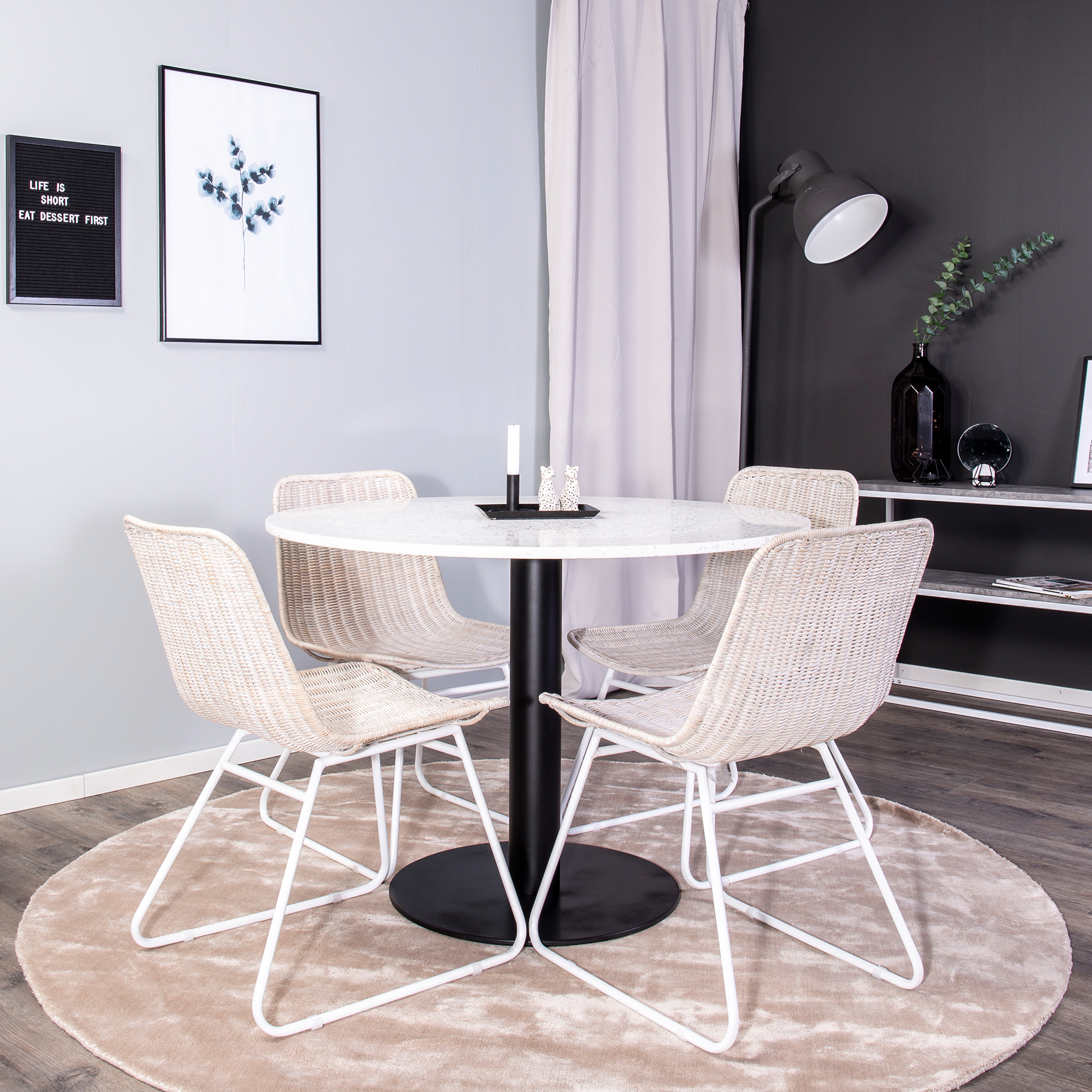 Spisegruppe Venture Home Roxanna med 4 Cornelia Stoler HHvitTerazzo
