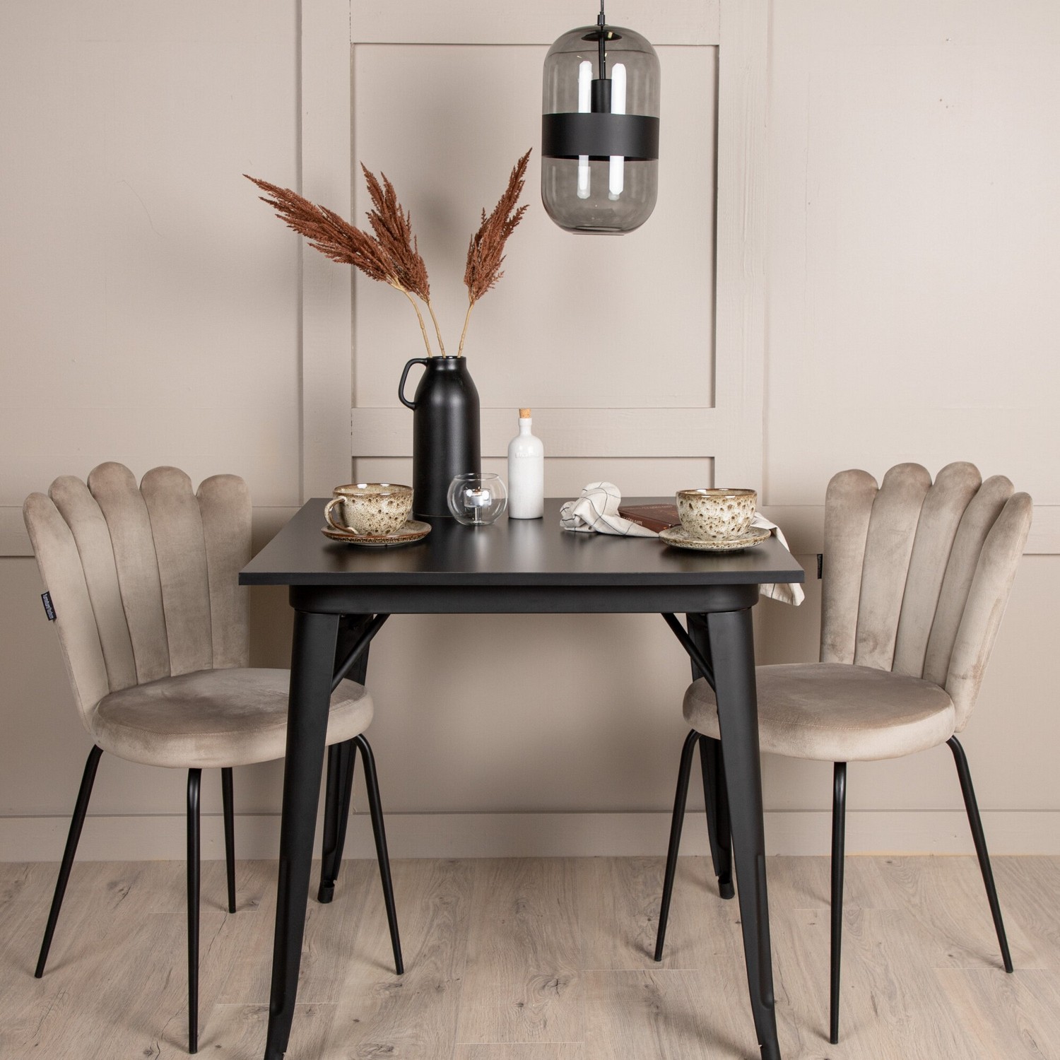 Spisegruppe Venture Home Tempe med 2 Limhamn Light Stoler