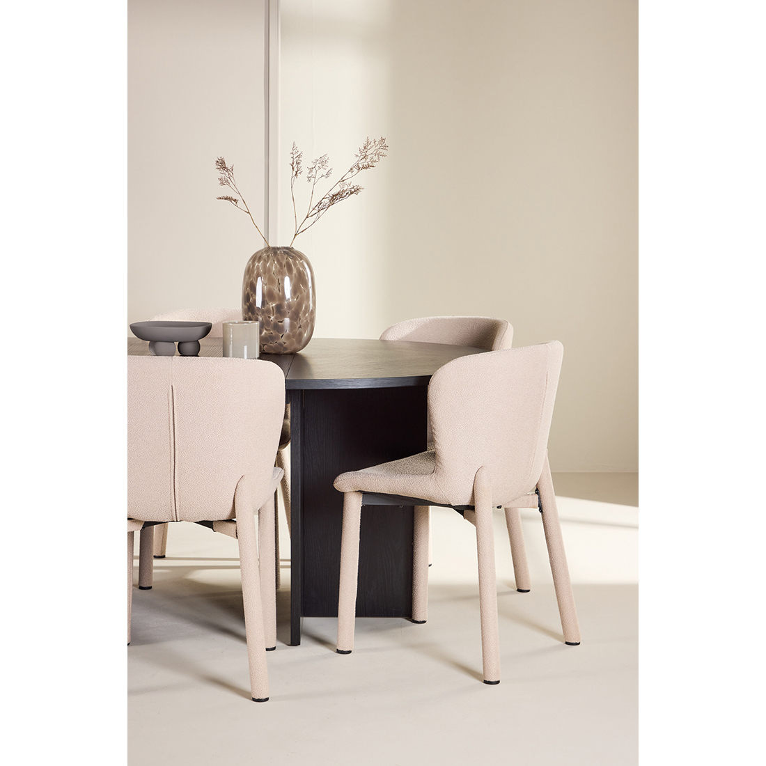 Spisegruppe Venture Home Strada Ø120 cm med 6st Astoria Spisestoler