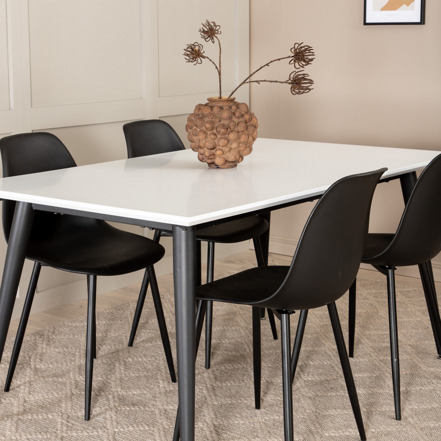 Spisegruppe Venture Home Jolie med 4 Pobbie Stoler Järn