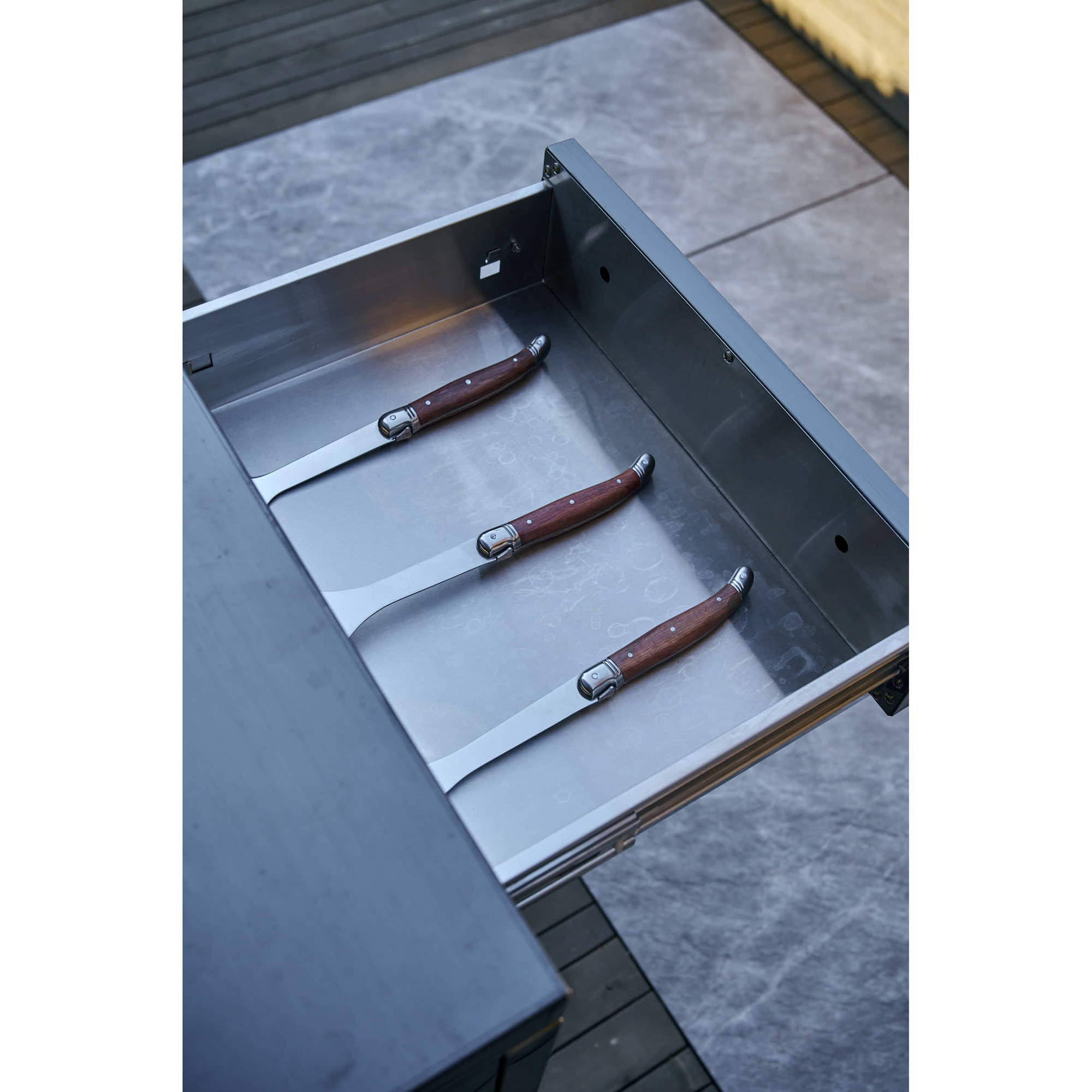 Oppbevaringsmodul med arbeidsbenk Myoutdoorkitchen Nordic Line