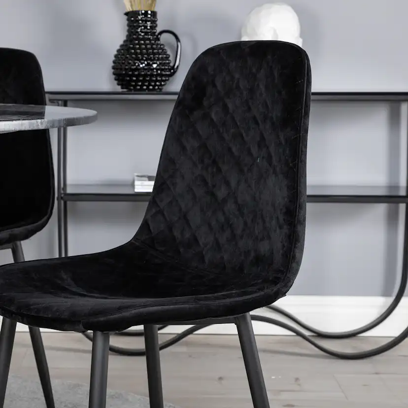 Spisegruppe Venture Home Estelle med 4 Phoi Stoler Fløyel