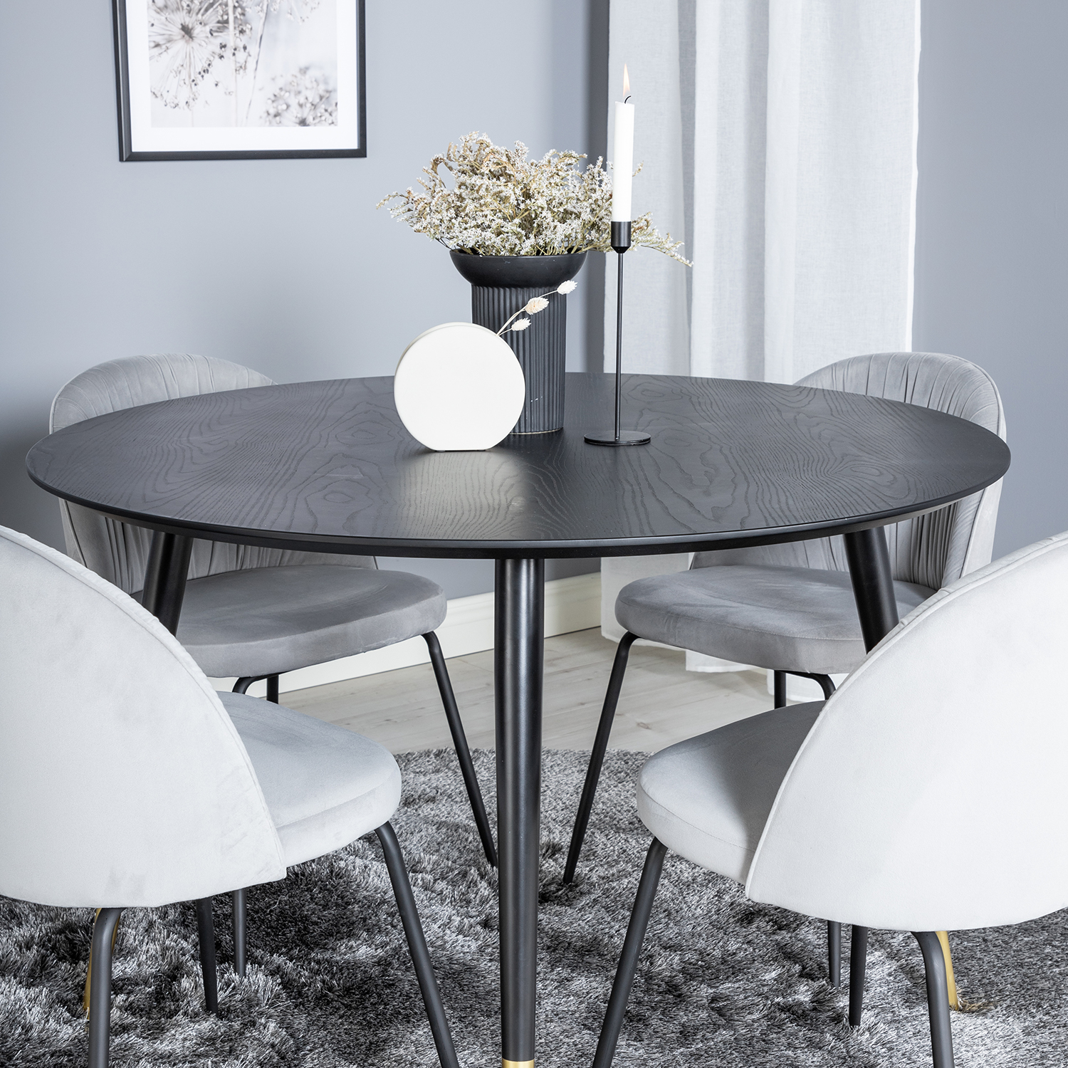 Spisegruppe Venture Home Dipp Ø115 cm med 4 Wrinkles Stoler