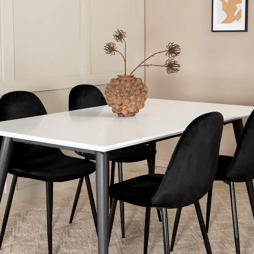 Spisegruppe Venture Home Jolie med 4 Pobbie Stoler Metall