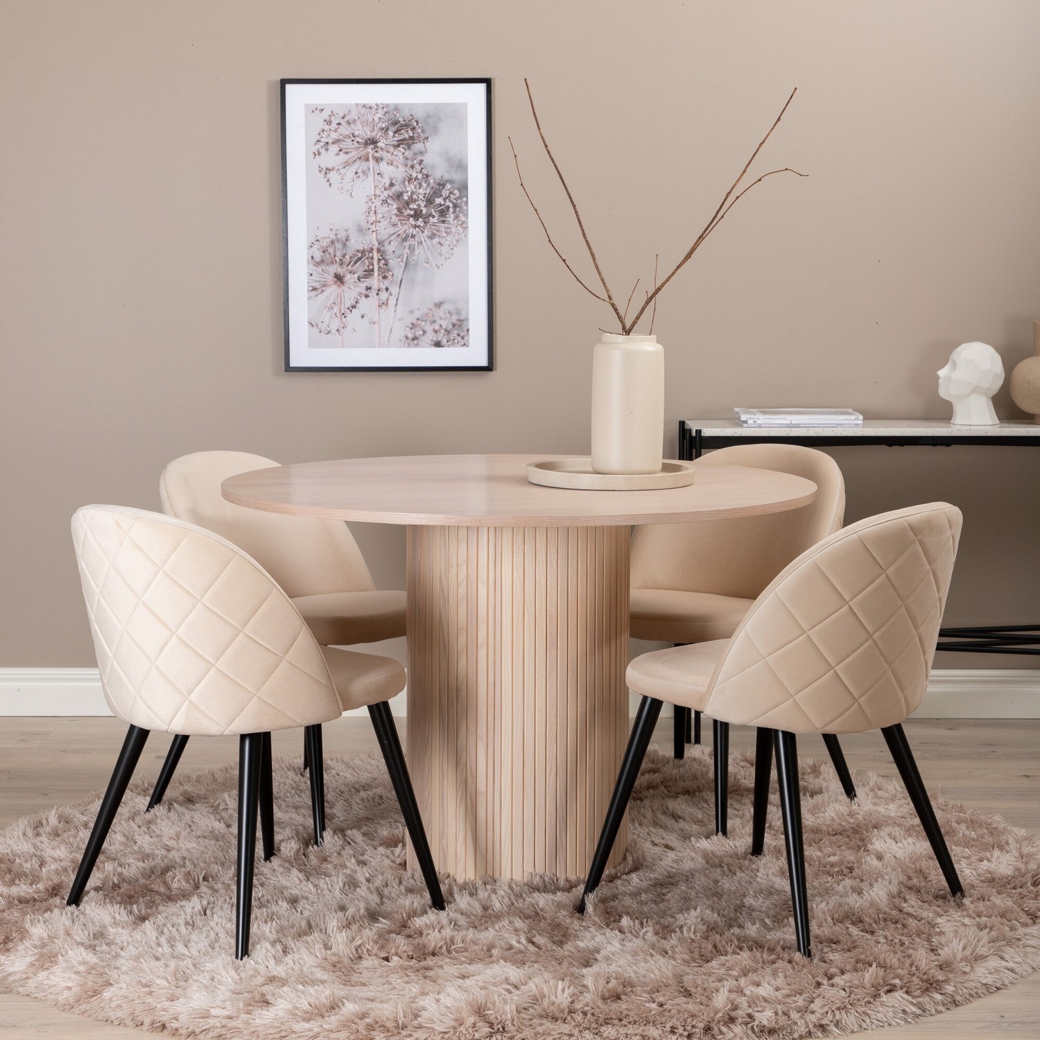 Spisegruppe Venture Home Bianca Rund med 4 Valentina Stitches Stoler Fløyel