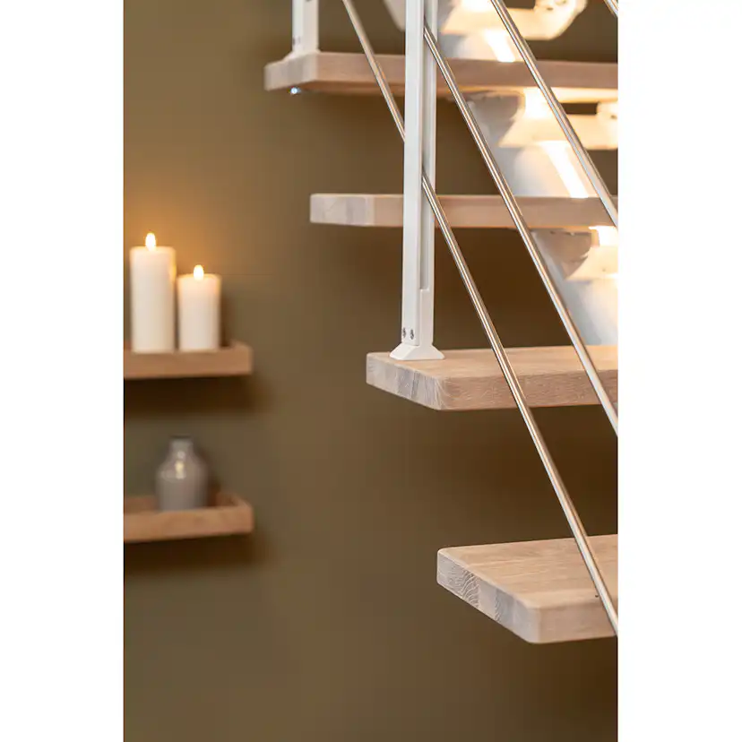 Plassbesparende Trapp Dolle Sydney Eik Hvitoljet 1/4 Design