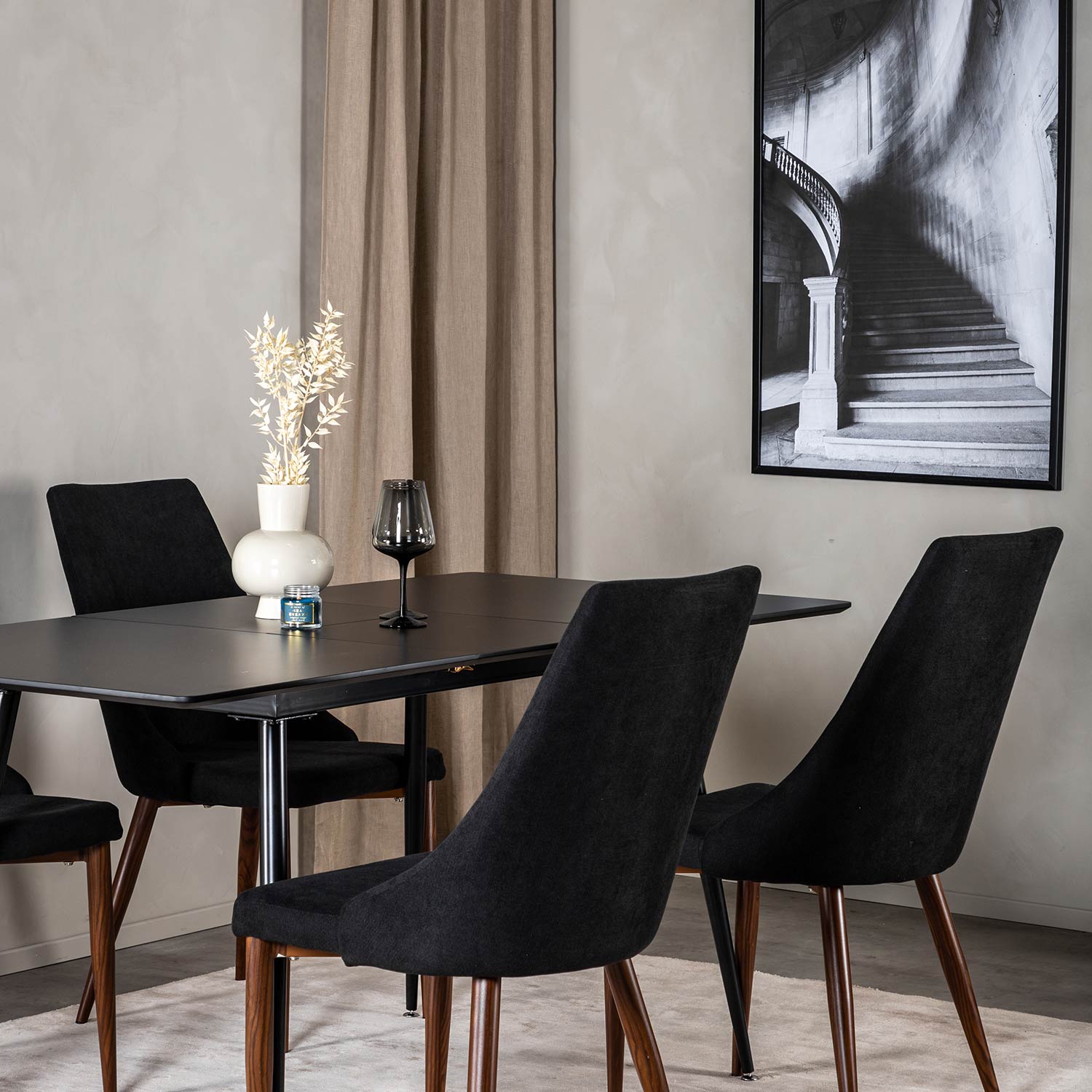 Spisegruppe Venture Home Silvia med Innleggsplate og 4 Laura Stoler