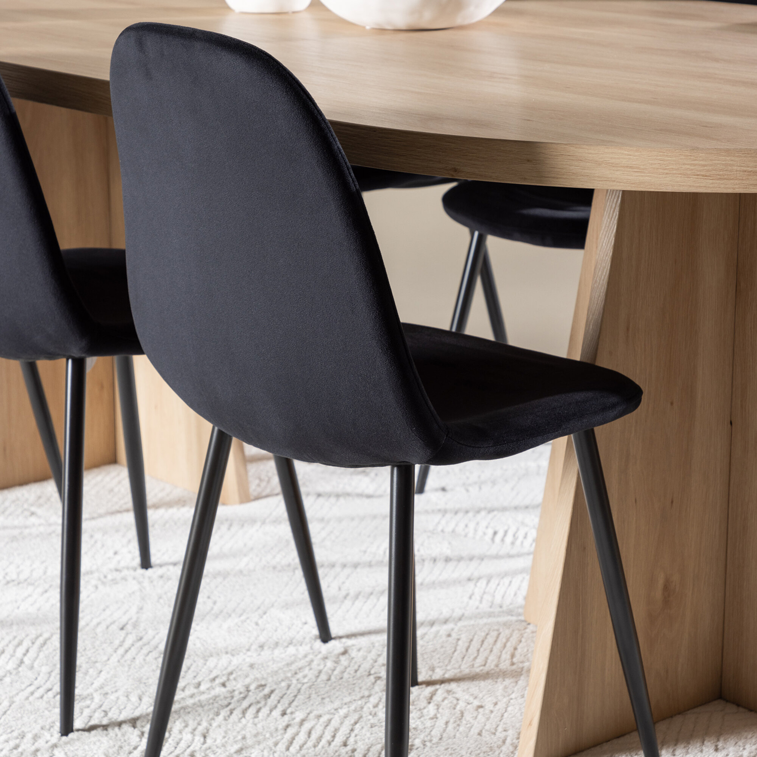 Spisegruppe Venture Home Bootcut 230 med 6 stk Polar Stoler Fløyel