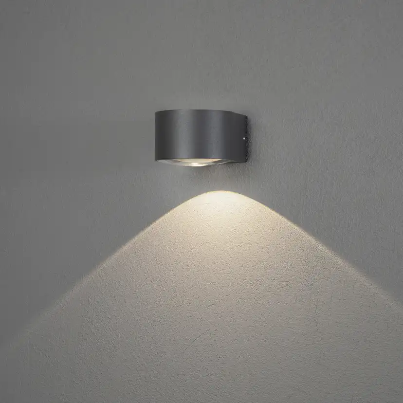 Vegglampe Gnosjö Konstsmide Gela Ned