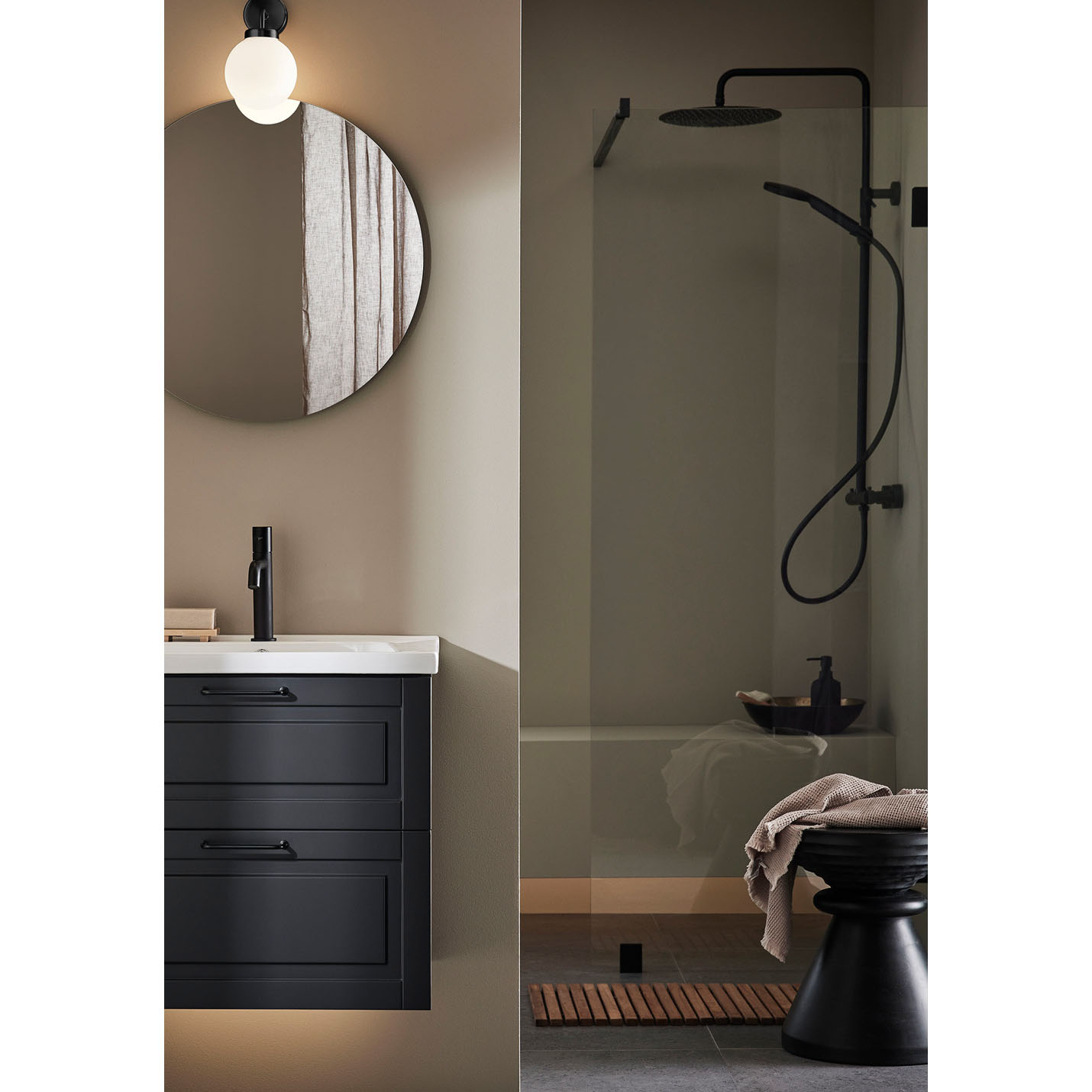 DUSCHVÄGG INFINITY 80 SVART Sort: , Bredde: 784 mm