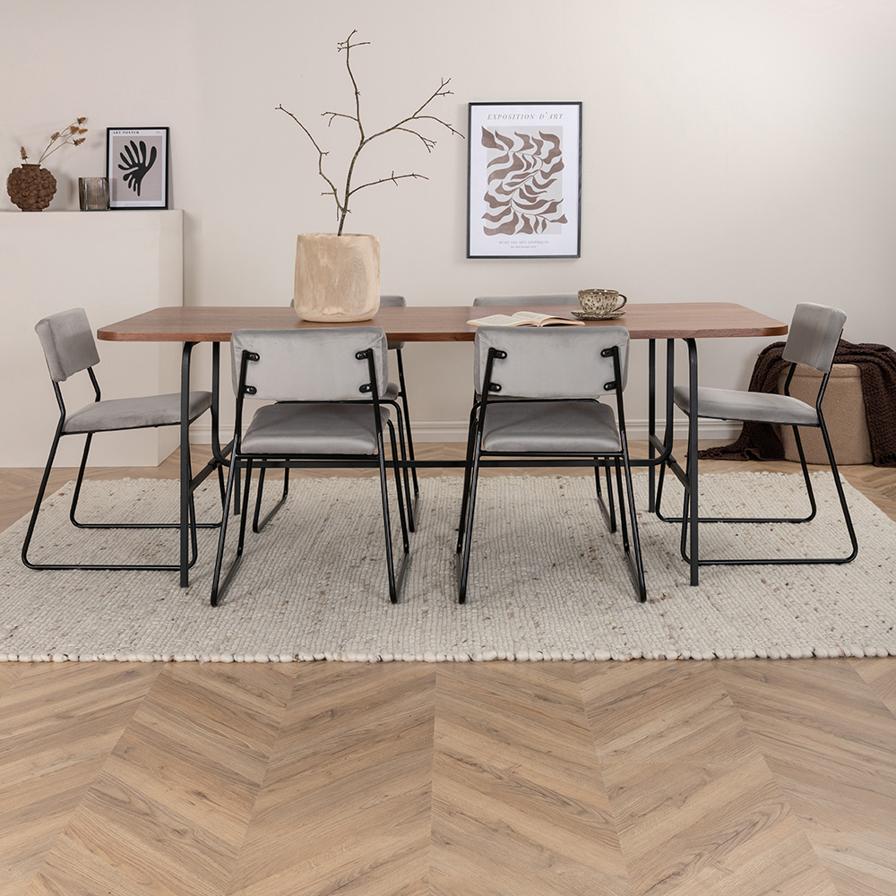 Spisegruppe Venture Home Chicago Spisebord og Kungshamn Spisestol Brun