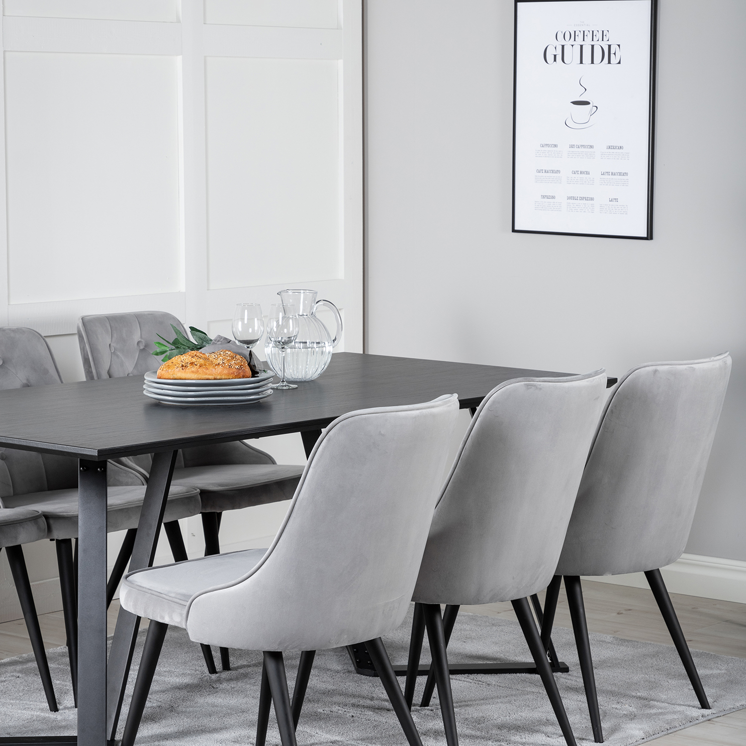 Spisegruppe Venture Home Madde med 6 Vera Stoler Fløyel