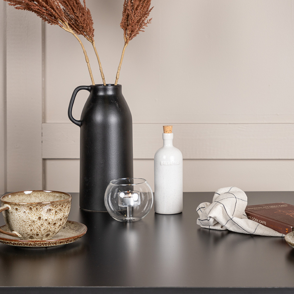 Spisegruppe Venture Home Tempe med 2 Montros Stoler
