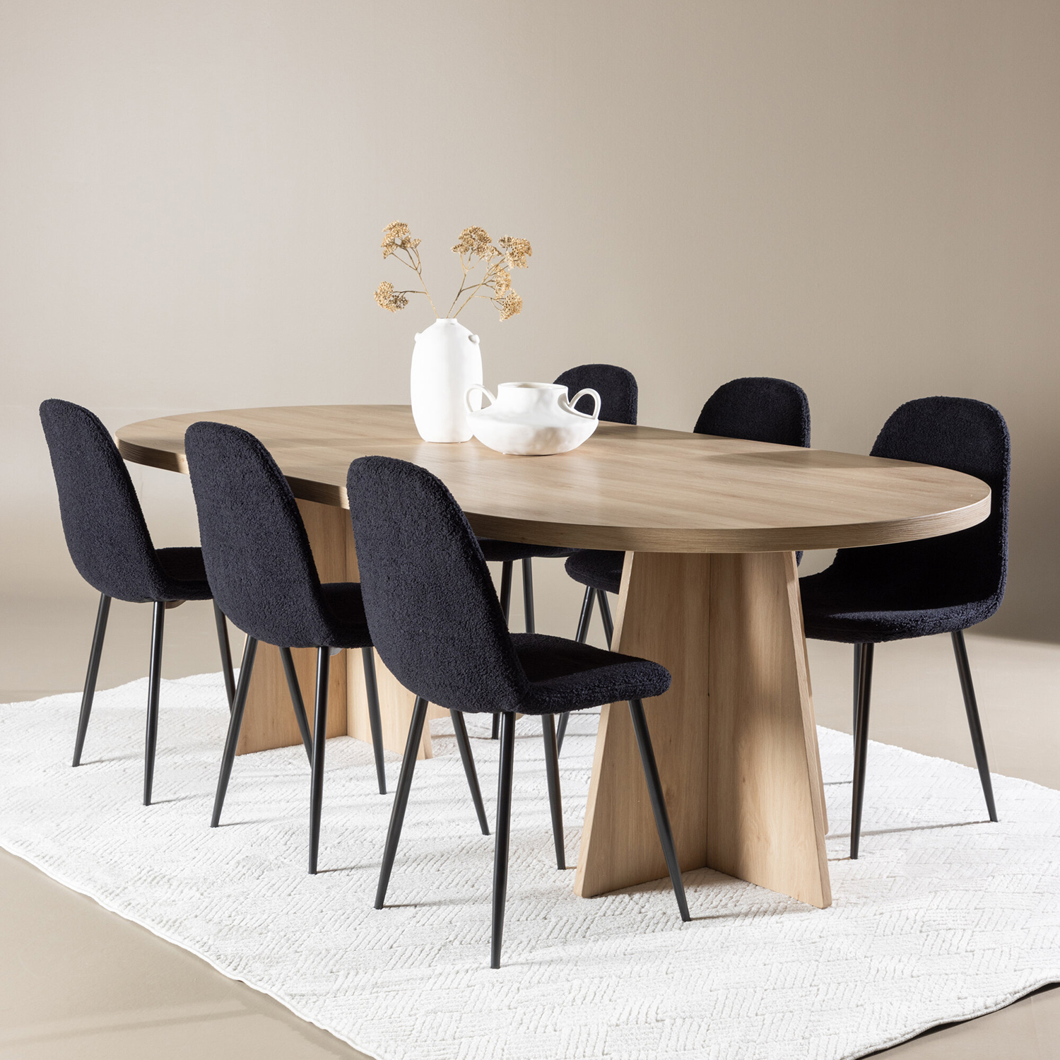 Spisegruppe Venture Home Bootcut 230 med 6 stk Polar Stoler Teddy