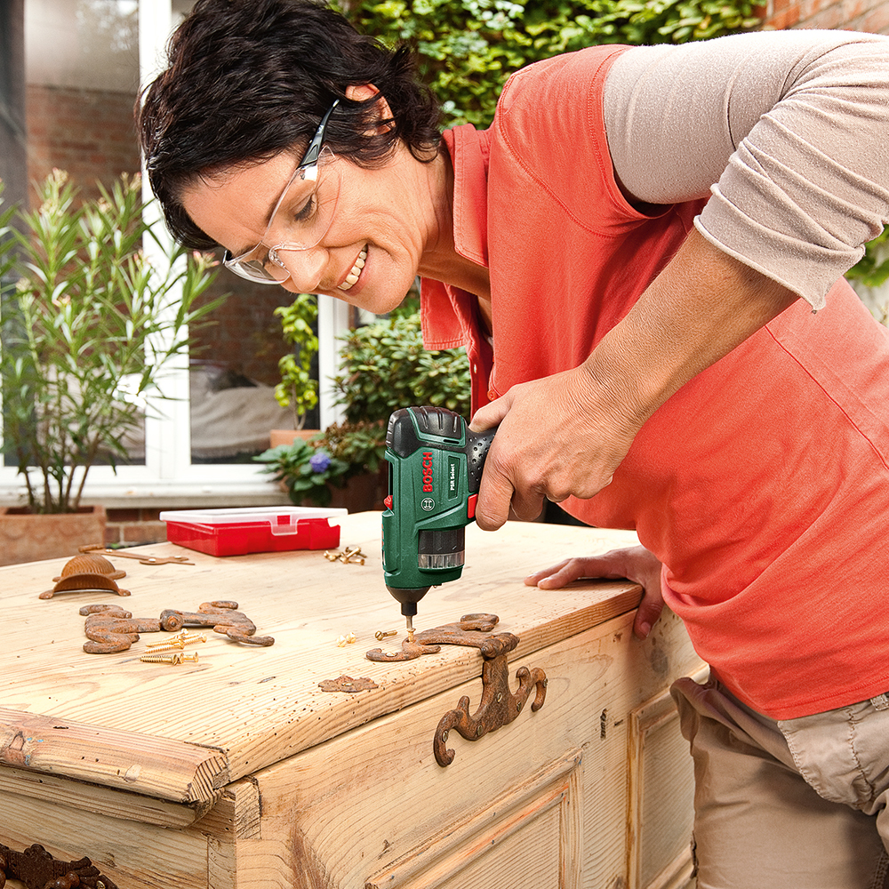Bor-/skrutrekker Bosch Power Tools PSR 3,6 med USB
