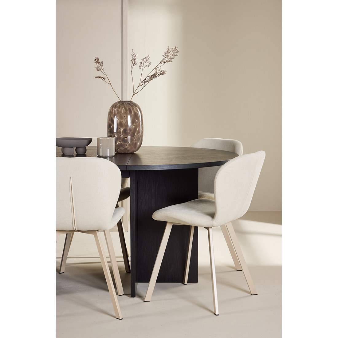 Spisegruppe Venture Home Strada Ø120 cm med 6st Lilja Spisestoler
