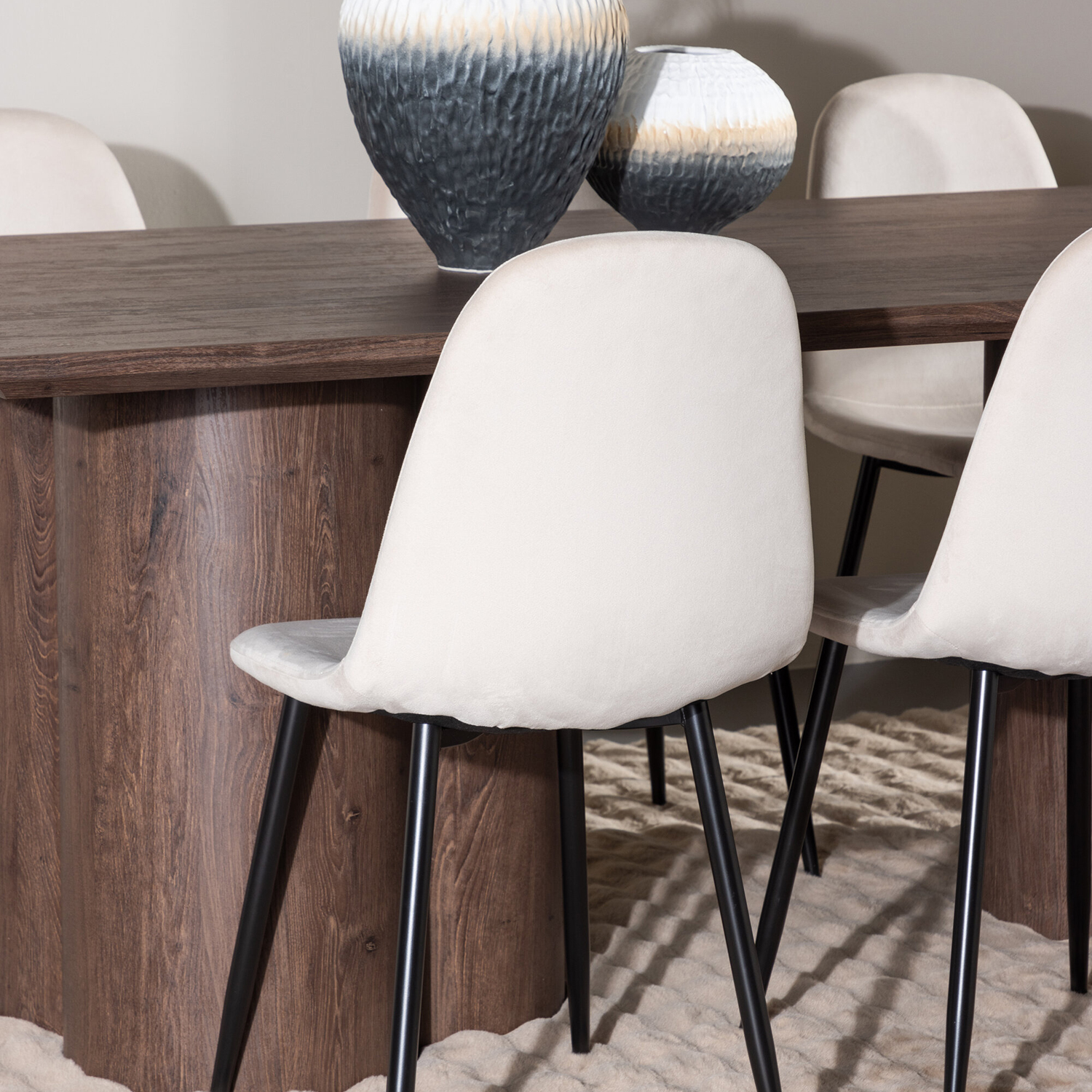 Spisegruppe Venture Home Olivia 210 med 6 stk Polar Stoler Fløyel