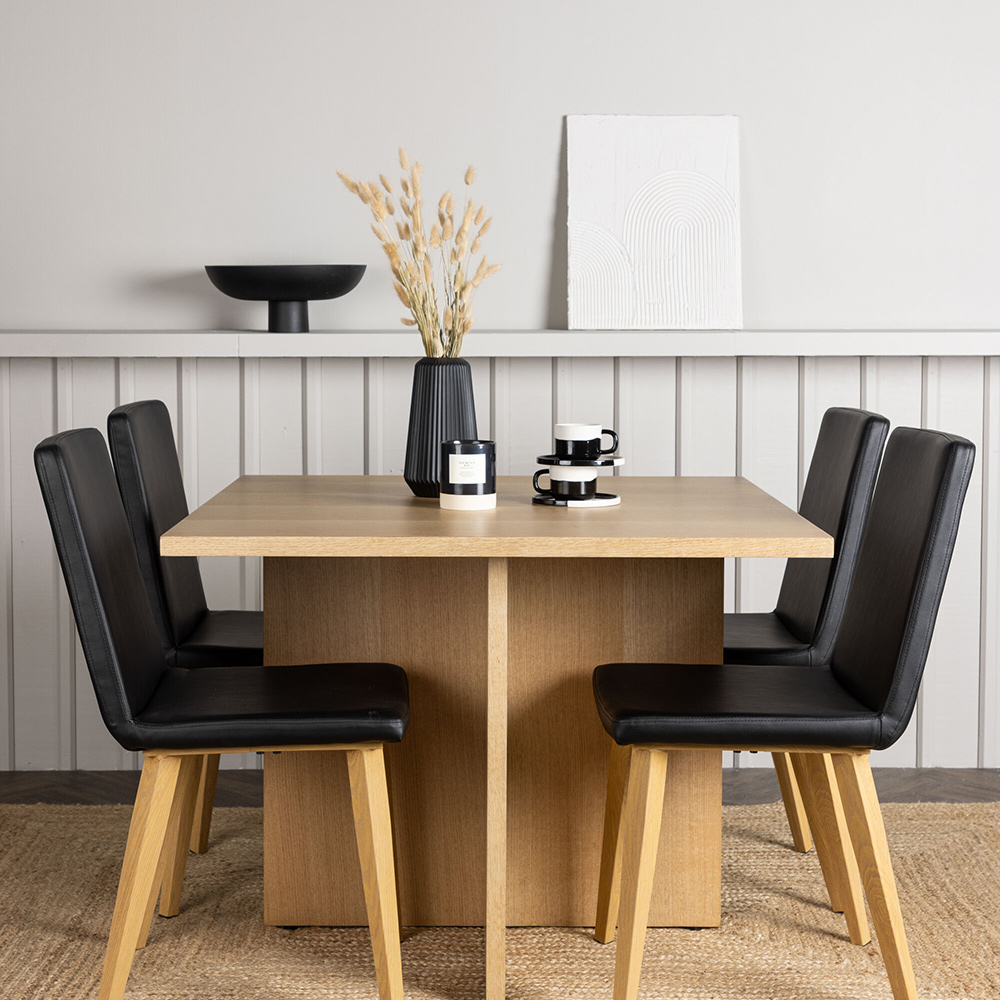 Spisegruppe Venture Home Leo med 4 Today Stoler