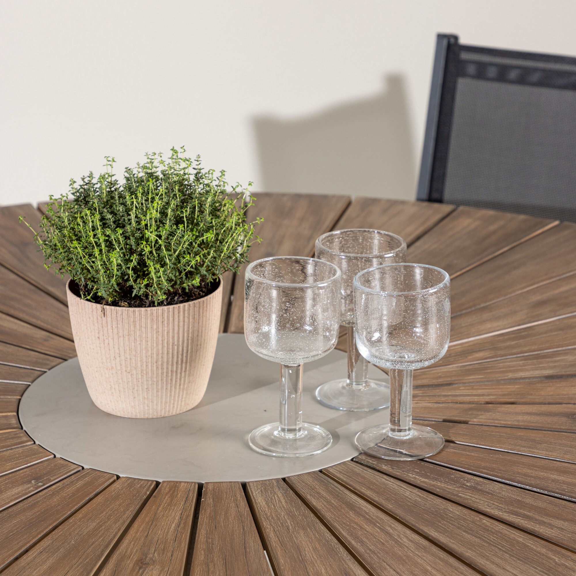 Hagegruppe Venture Home Rosario med 6 Copacabana Stoler