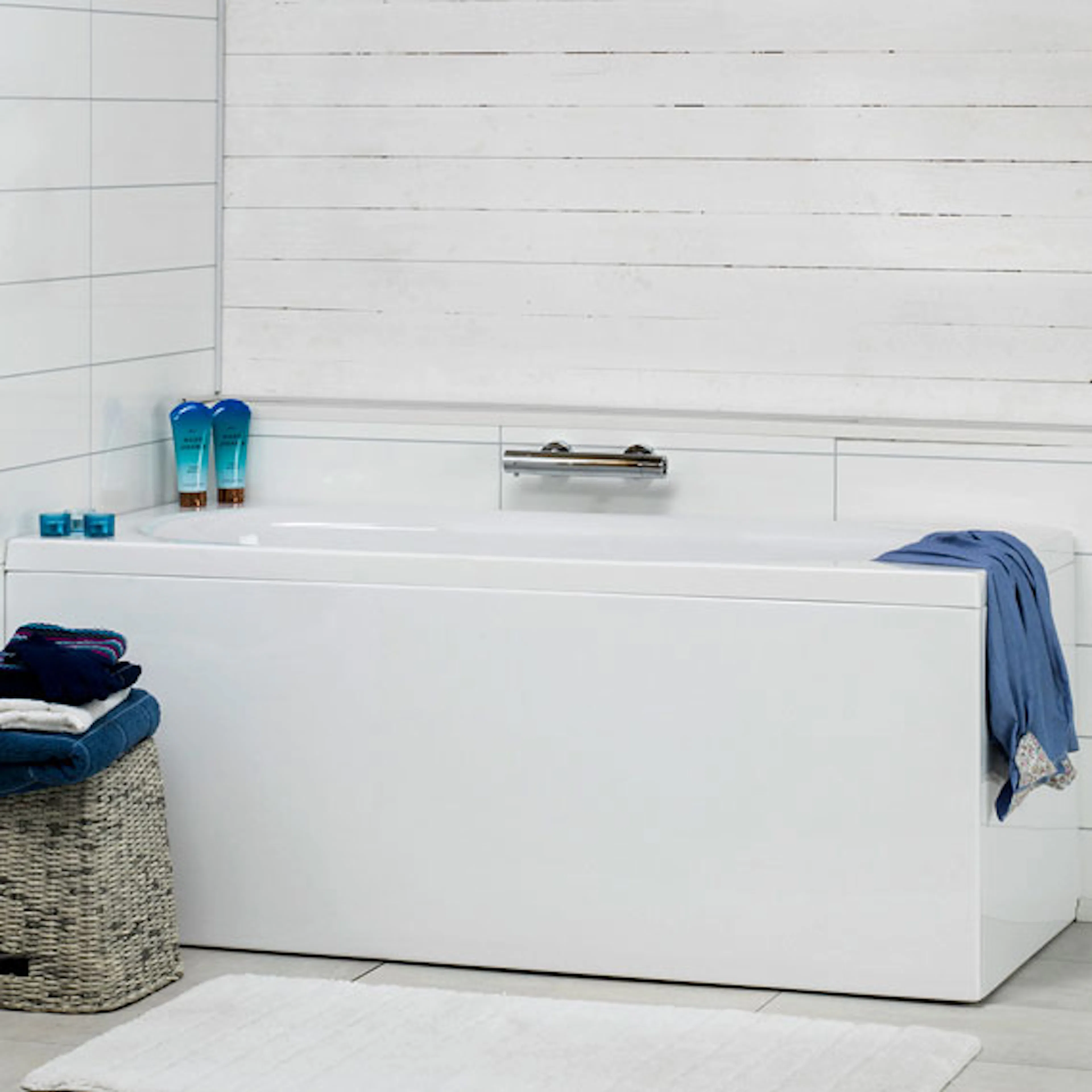 Badekar Noro Cubic