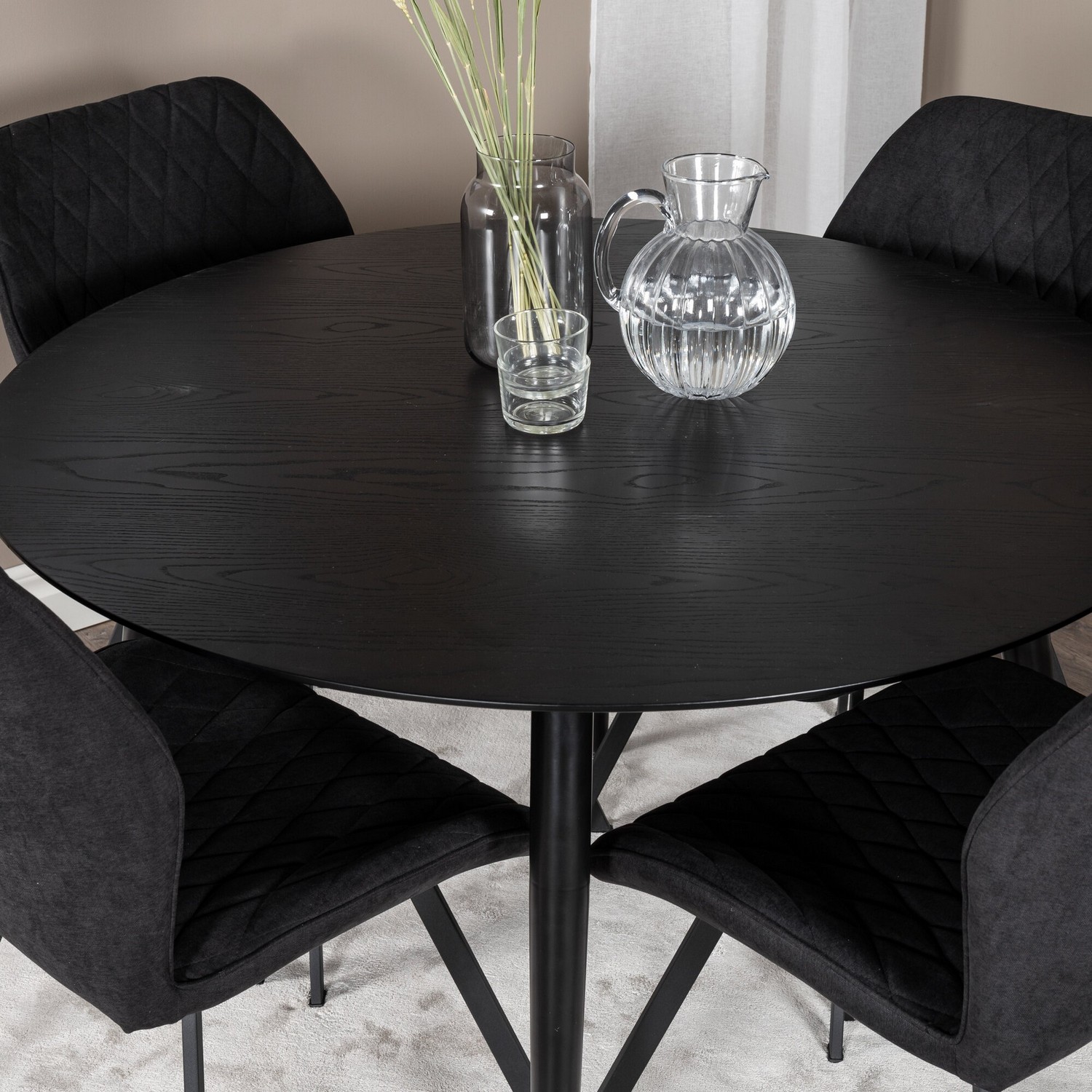 Spisegruppe Venture Home Dipp Ø115 cm med 4 Gemma Stoler