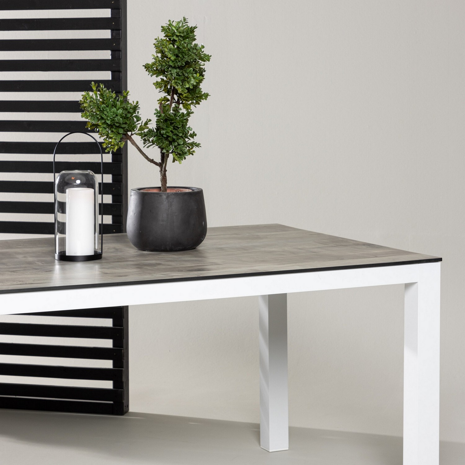Hagebord Venture Home Llama