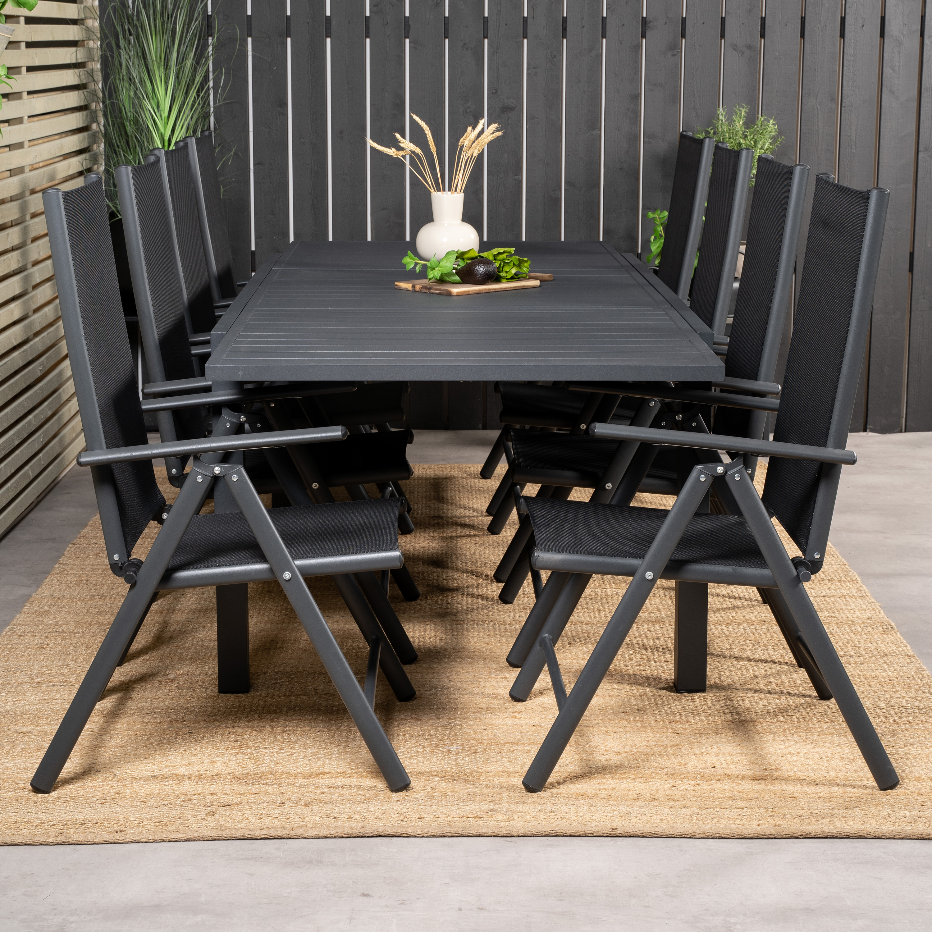 Spisegruppe Venture Home Madrid 160/240 med 8 Bront Spisestoler
