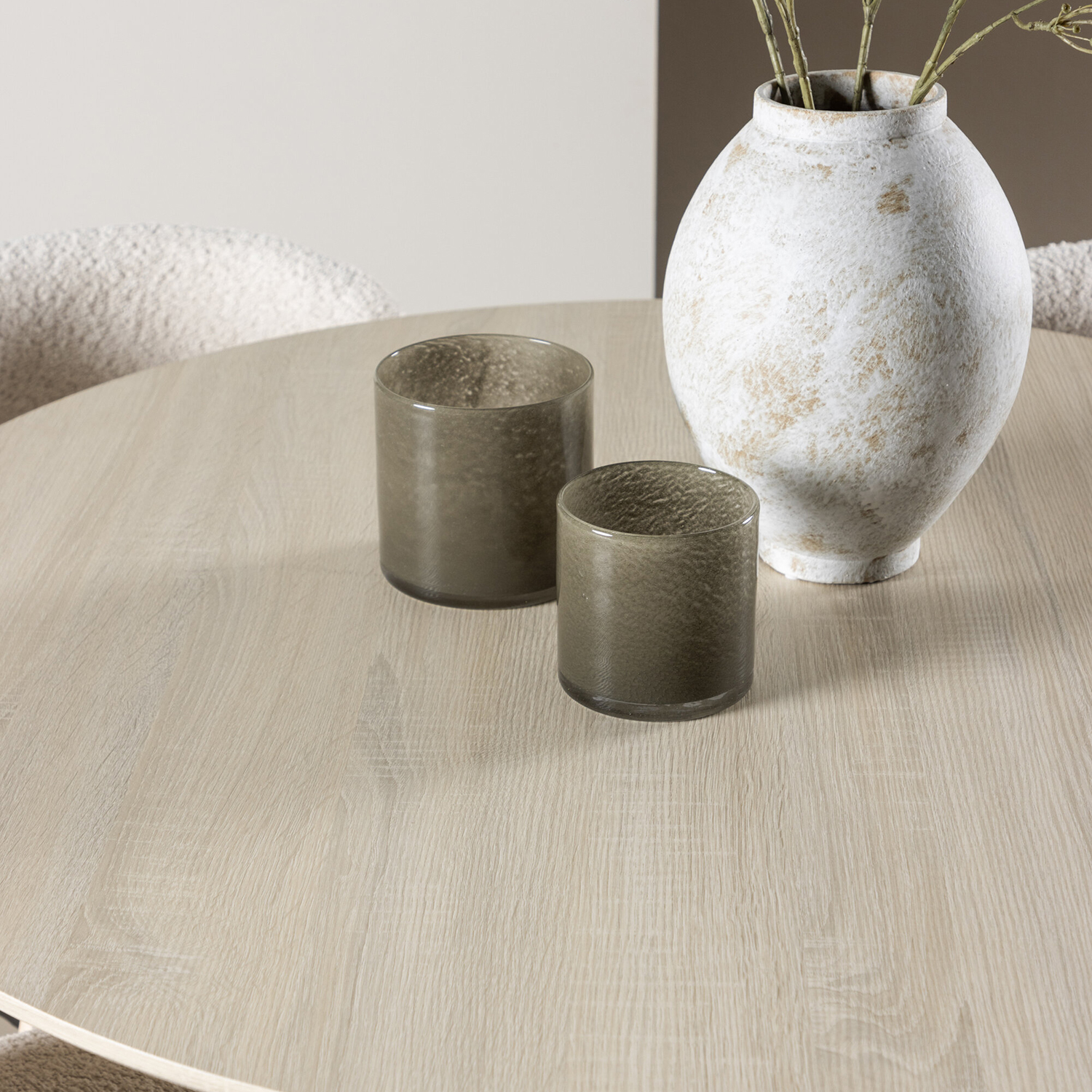 Spisegruppe Venture Home Plaza Ø100 med 4 stk Agnes Stoler