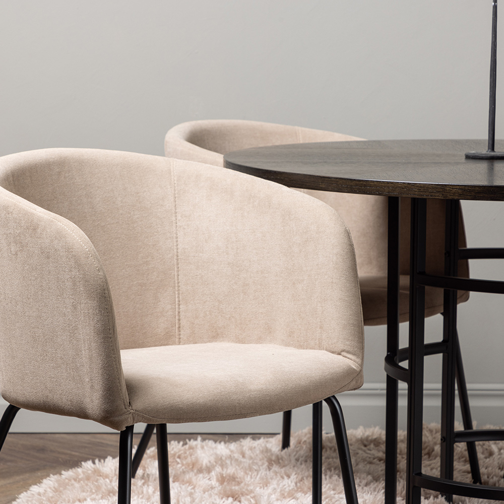 Spisegruppe Venture Home Copenhagen Ø 115 cm med 4 Berit Stoler