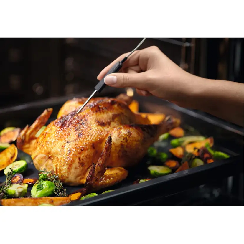 Ovn- og Mikrobølgepakke Electrolux COC827X + KMFE264TEX med SteamBake, Wifi og Touch
