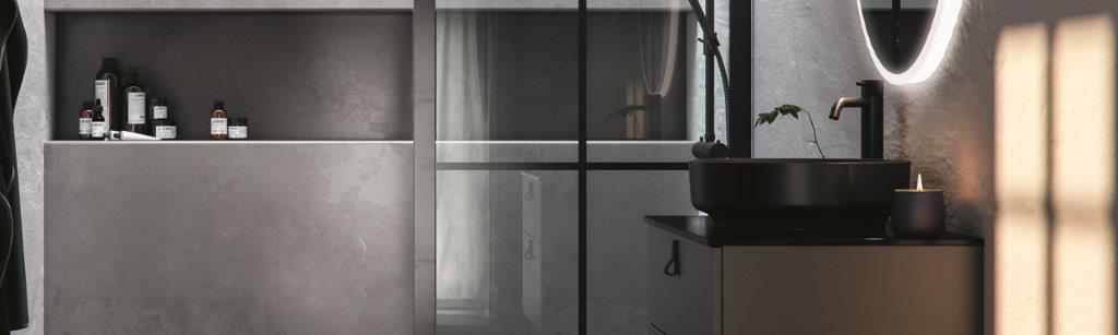 Svarta detaljer i badrum