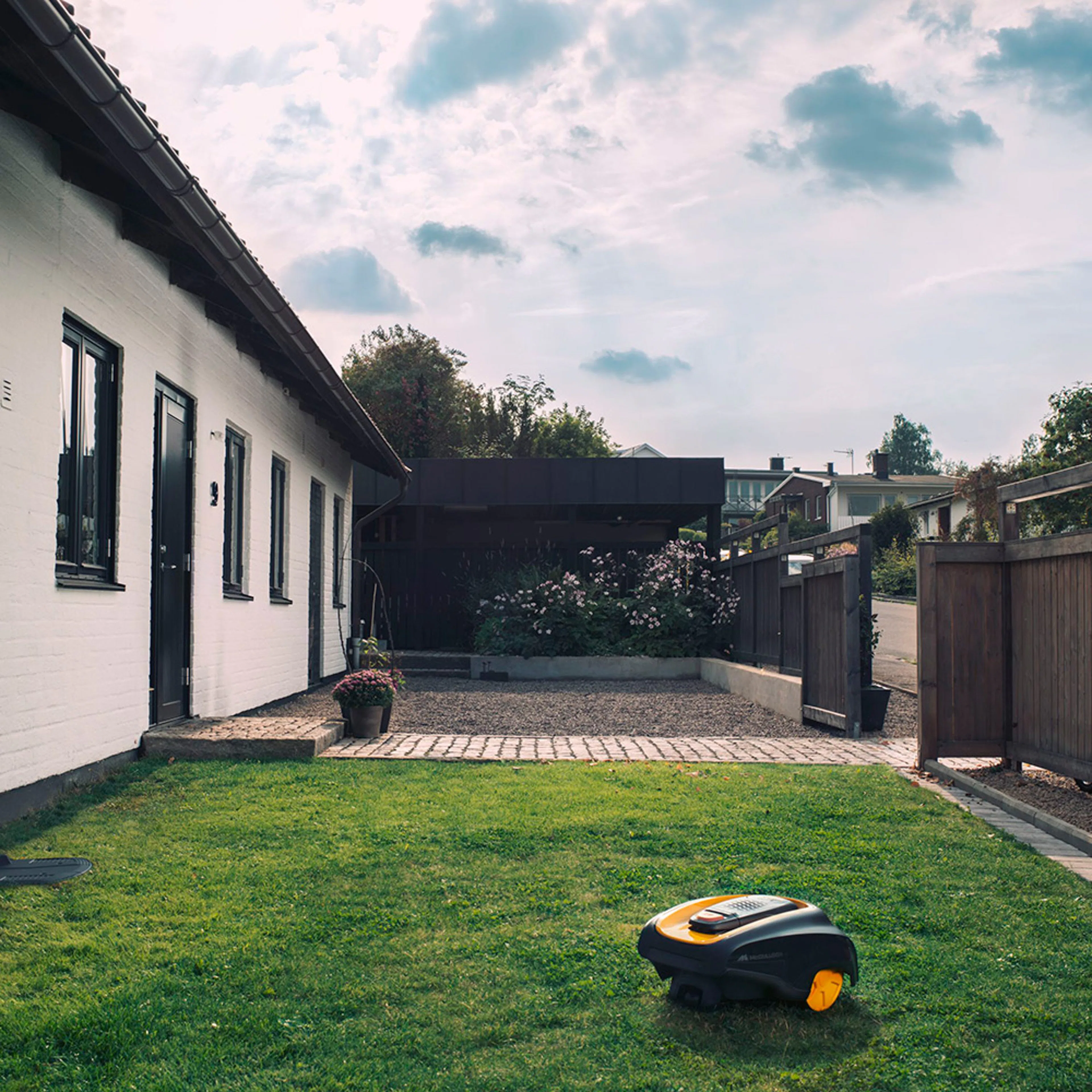 Robotgressklipper best i test 2026: Vi sammenligner 3 rimelige robotklippere