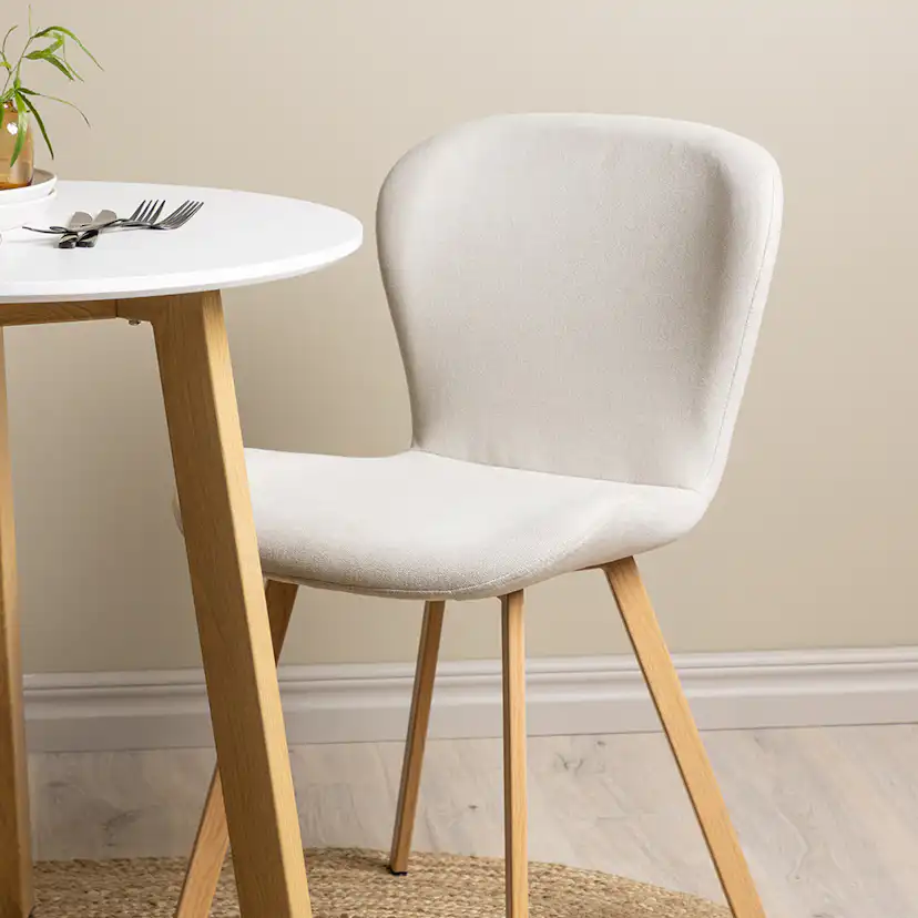 Spisegruppe Venture Home Leonora Ø65 cm med 2 stk Lilja Stoler