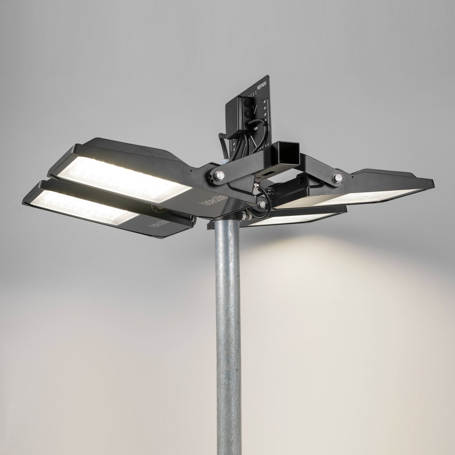 Stolpetopp Hide-a-lite Lineær 2-4 Arm Svart