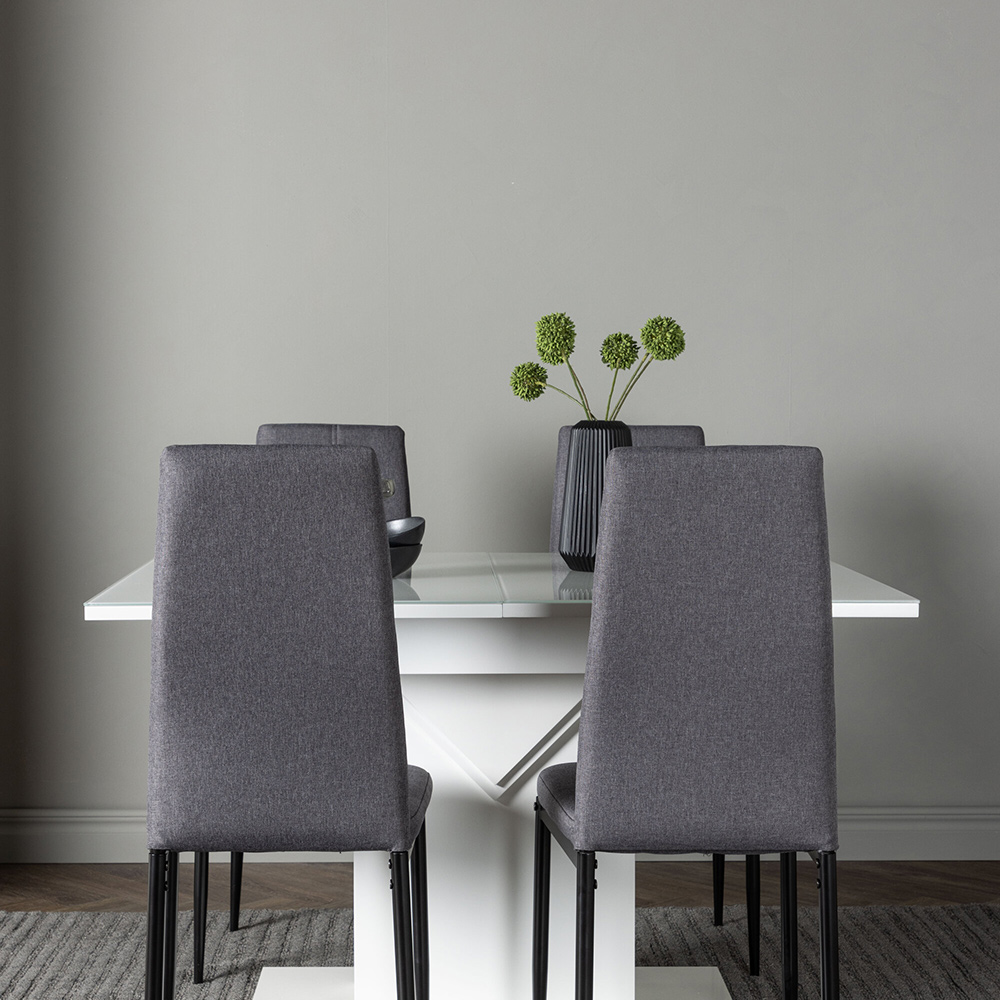 Spisegruppe Venture Home Pluto med 4 Petra Stoler