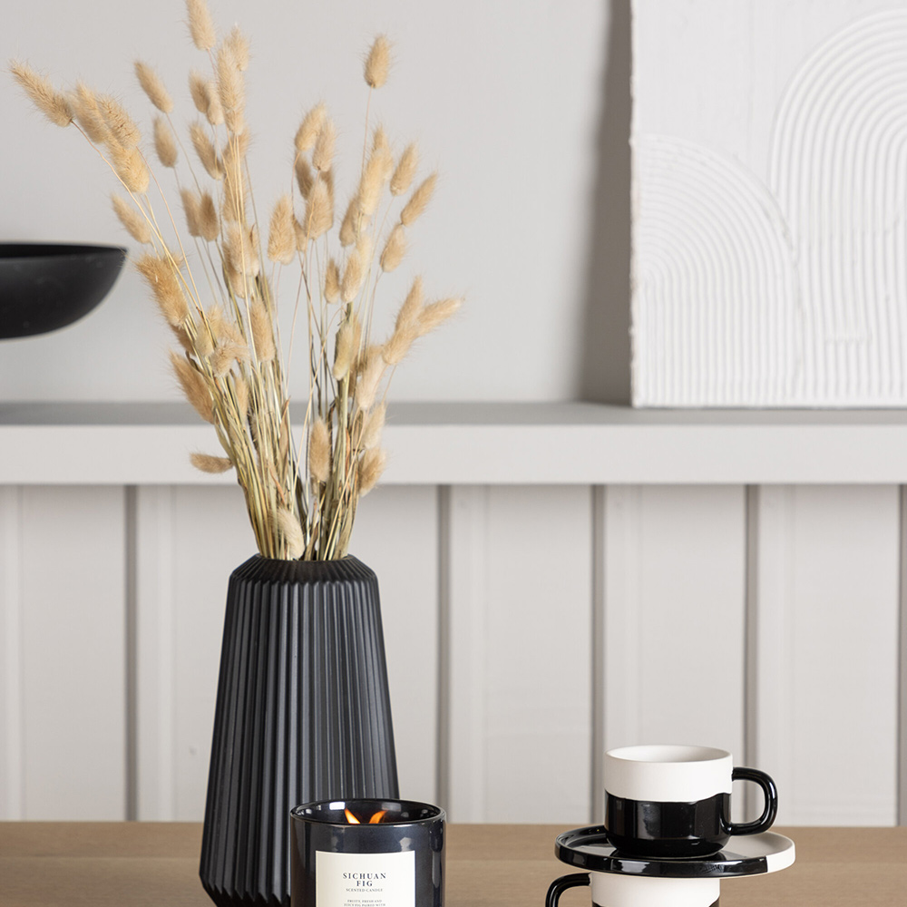 Spisegruppe Venture Home Leo med 4 Lilja Stoler