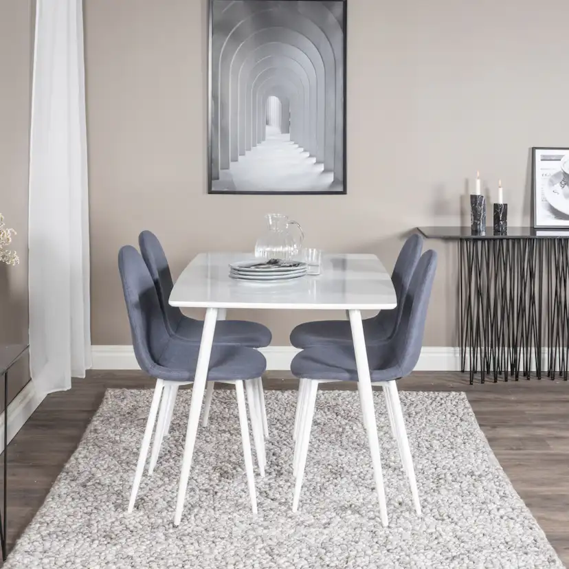 Spisegruppe Venture Home Pobbie med 4 Pobbie Stoler Hvit