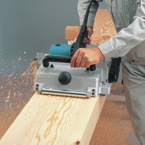 Høvel Makita KP312S