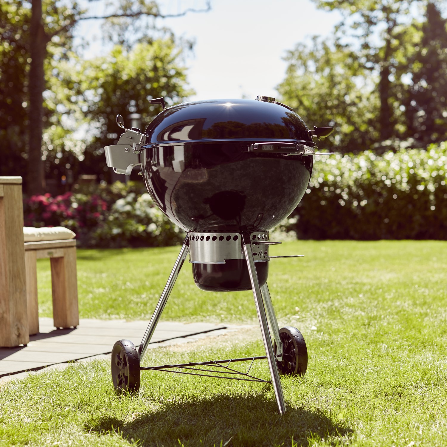 Kullgrill Weber Master-Touch® GBS Kulegrill Premium E-5770 Ø57 cm med SS-Grillrist