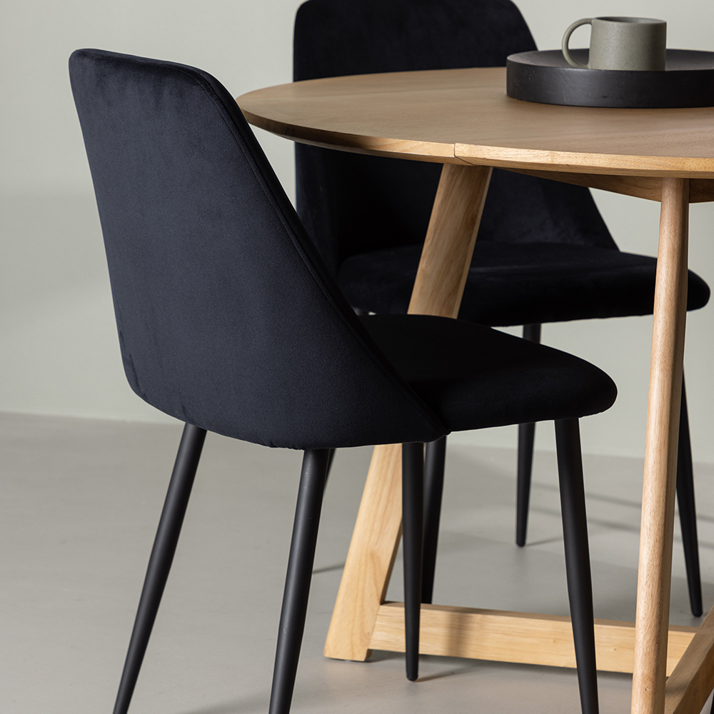 Spisegruppe Venture Home Yakidon Ø120 cm med 4 stk Night Stoler