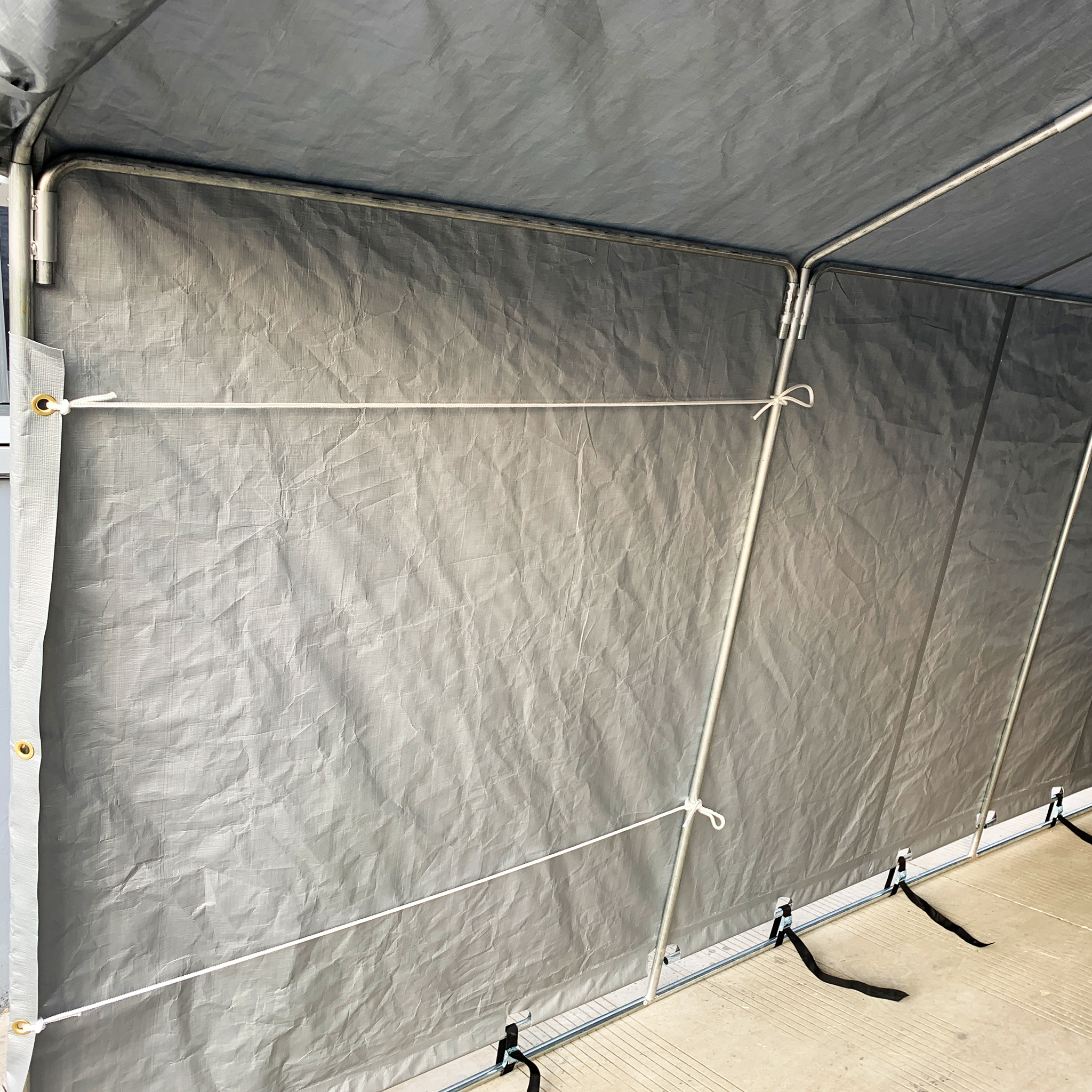 Garasjetelt Lyfco 13,7m² 200g/m² PE