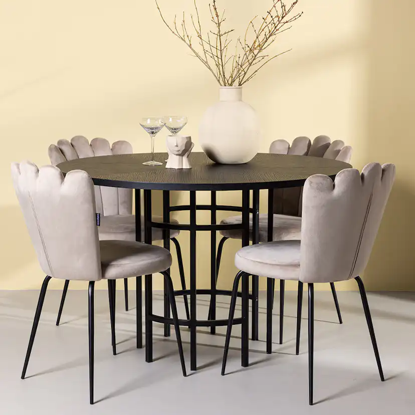 Spisegruppe Venture Home Copenhagen Ø 115 cm med 4 Limhamn Light Stoler Fløyel