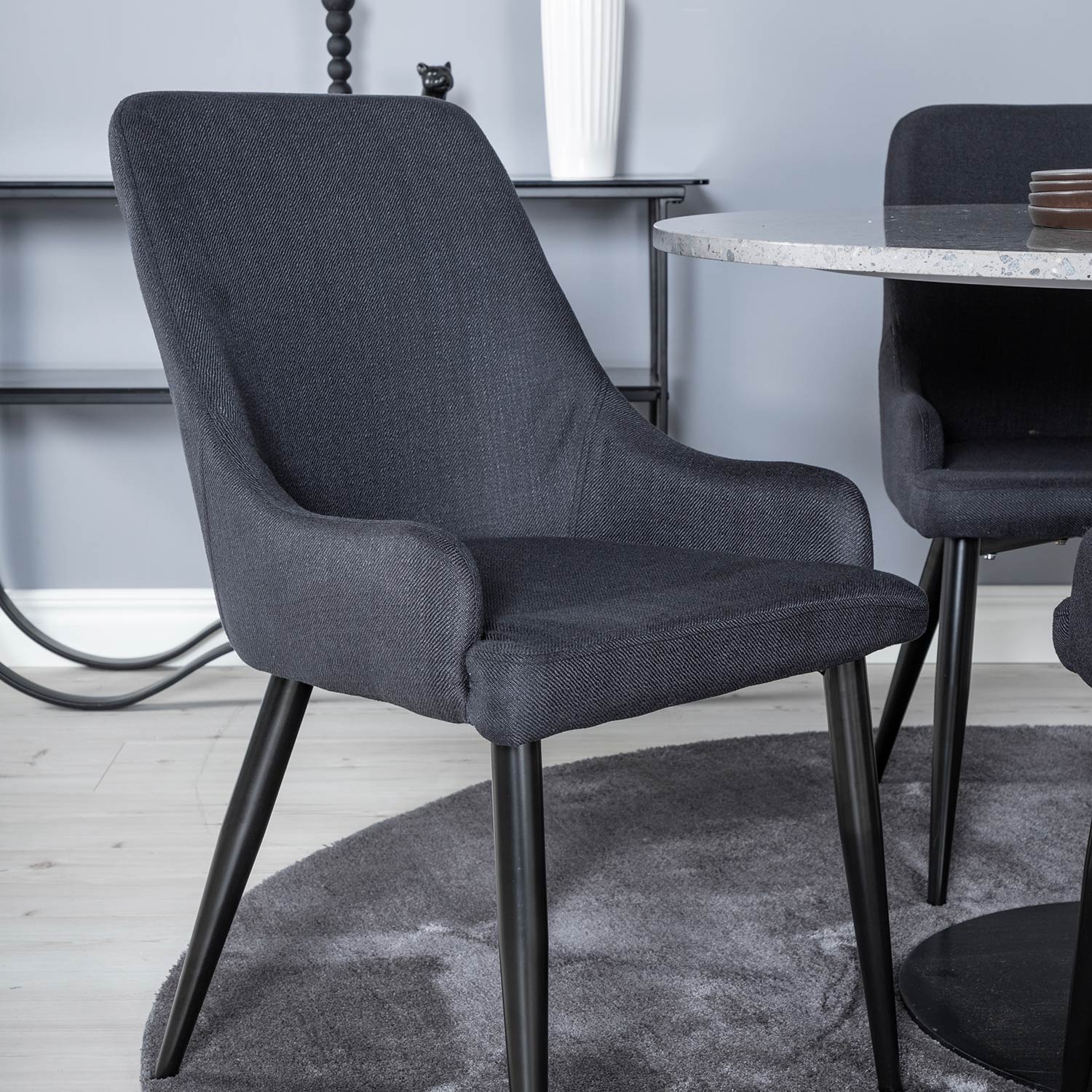 Spisegruppe Venture Home Roxanna med 4 Plake Stoler Rundt