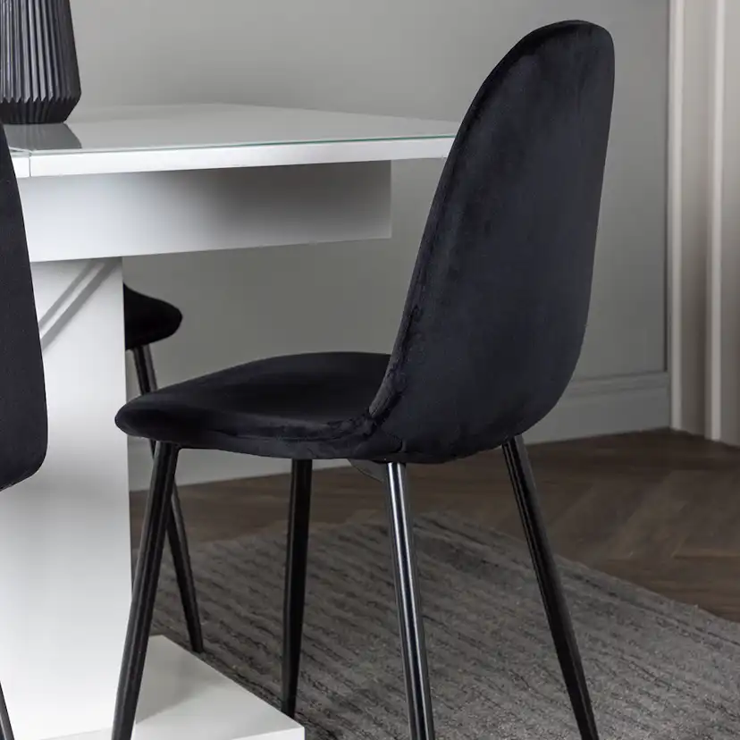 Spisegruppe Venture Home Pluto med 4 Polar Fløyel Stoler