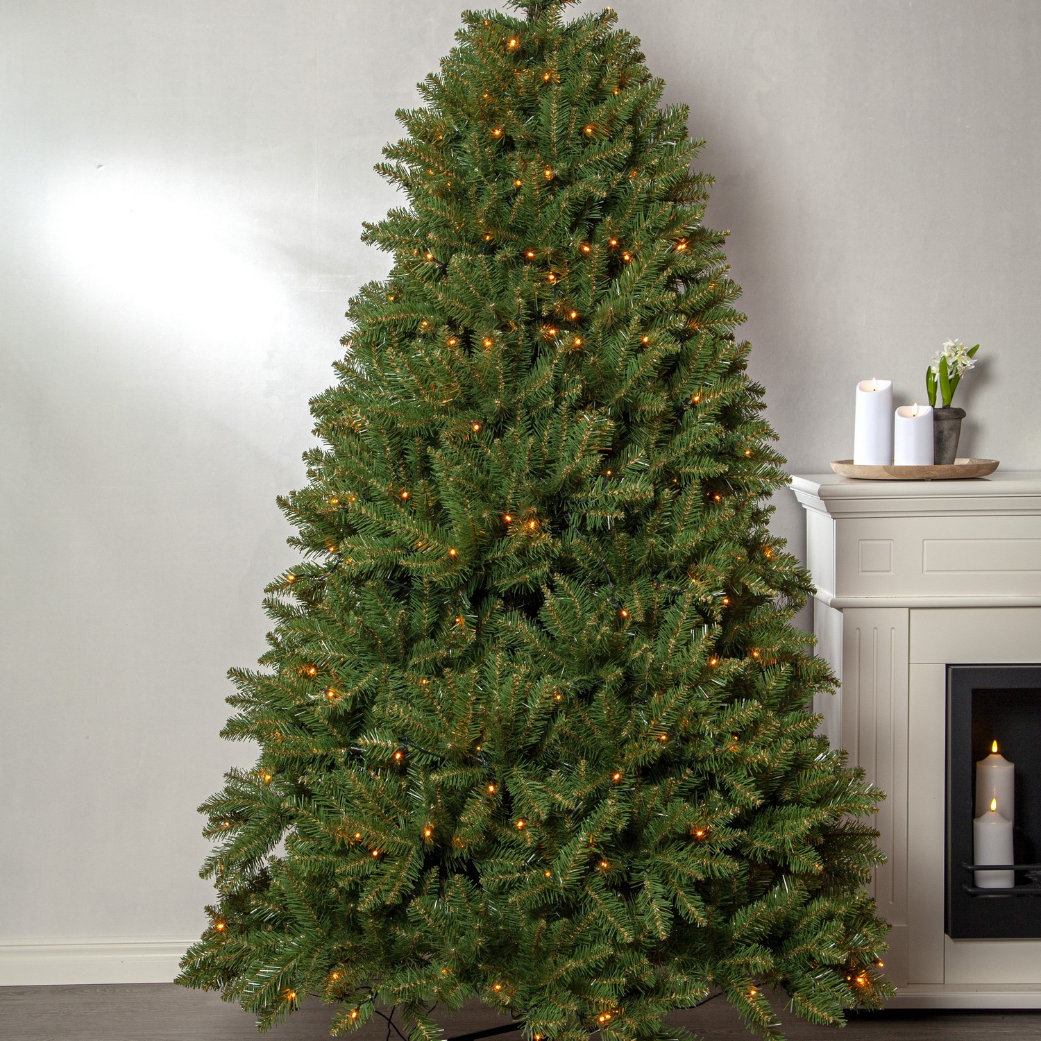 Juletre Star Trading med LED Narvik 210 cm