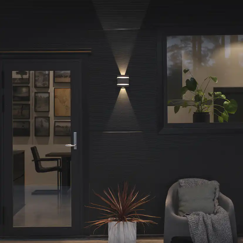 Vegglampe Gnosjö Konstsmide Cremona Opp/Ned 2x3W High Power LED