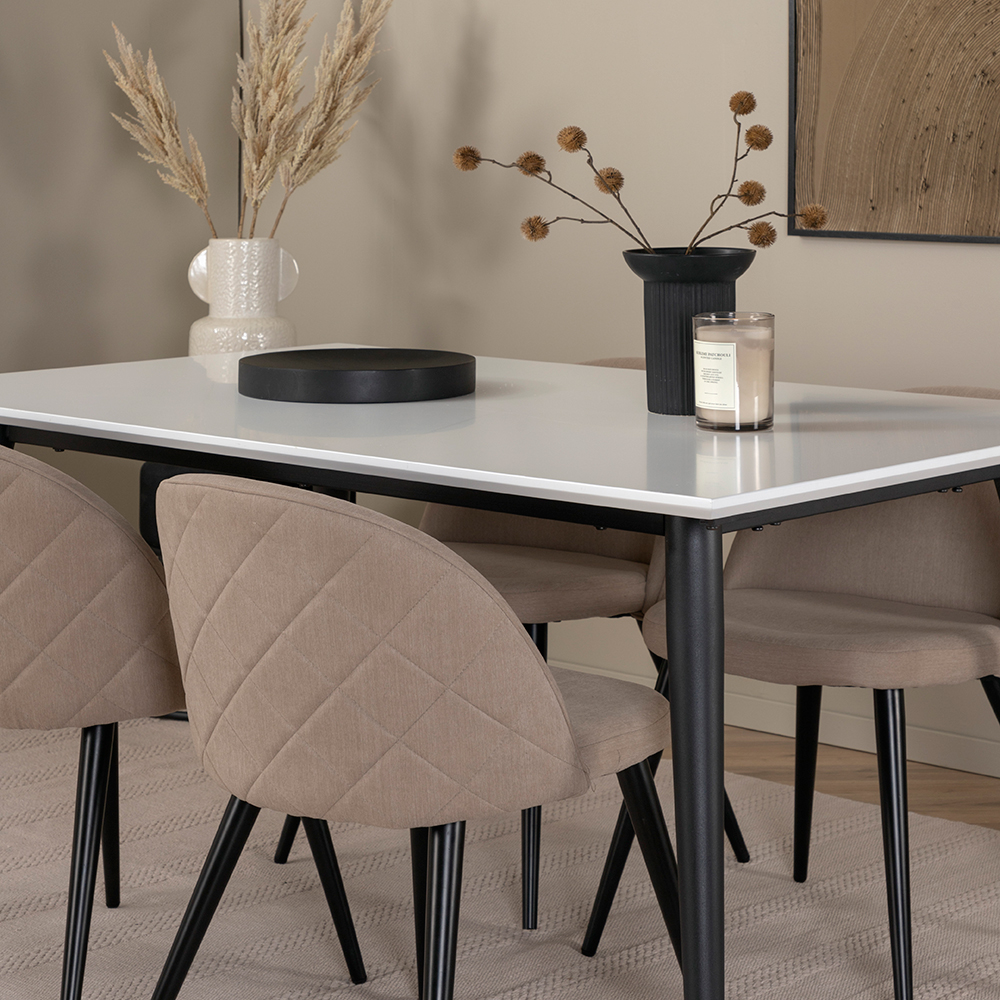 Spisegruppe Venture Home Jolie med 4 Valentina Stitcthes Stoler Polyesterlinen
