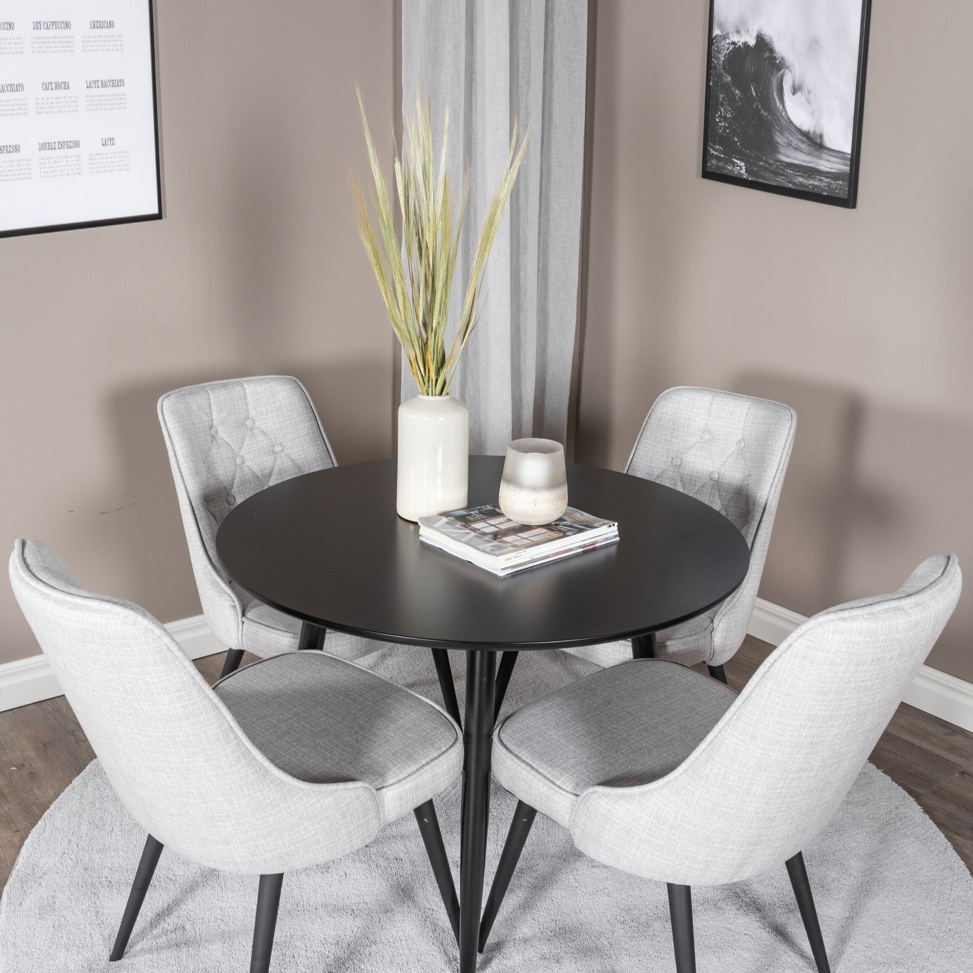 Spisegruppe Venture Home Plaza med 4stk Velvet Deluxe Stoler