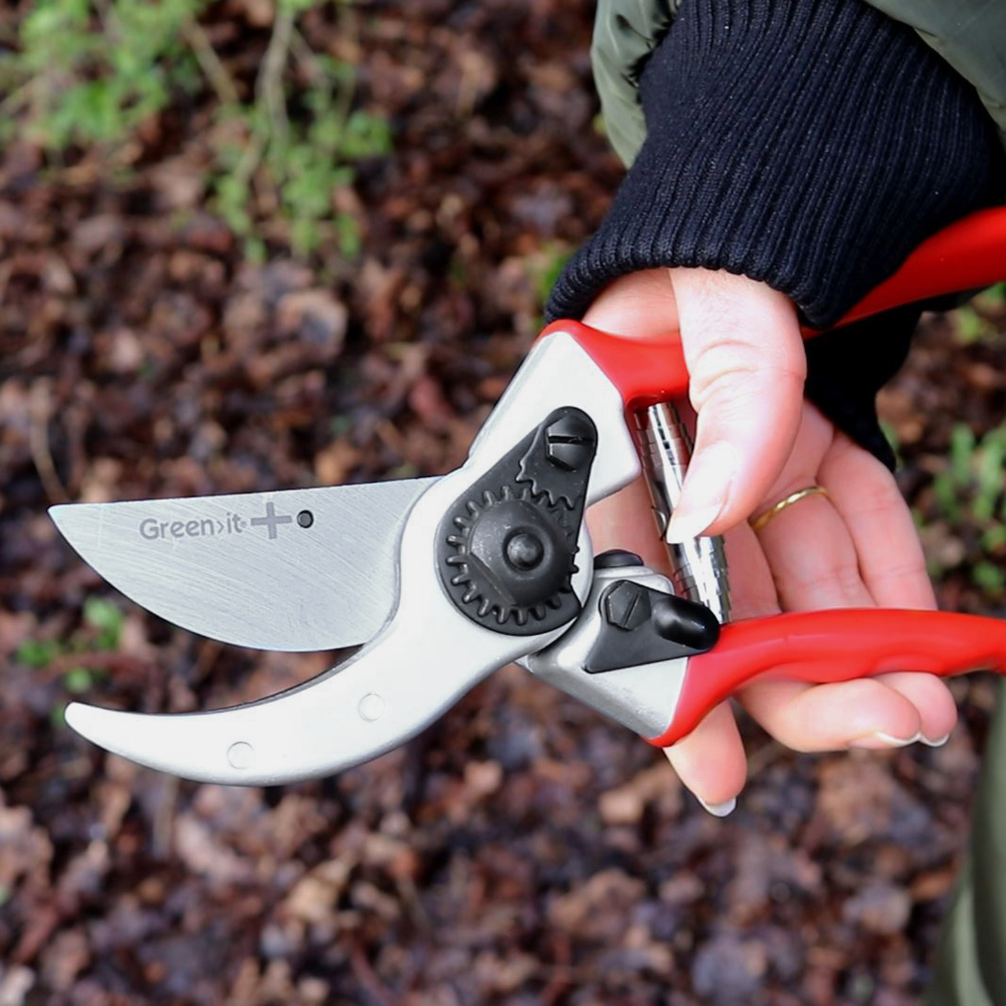 Beskjæringssaks Green It Plus-120 med Bøyd Skjær