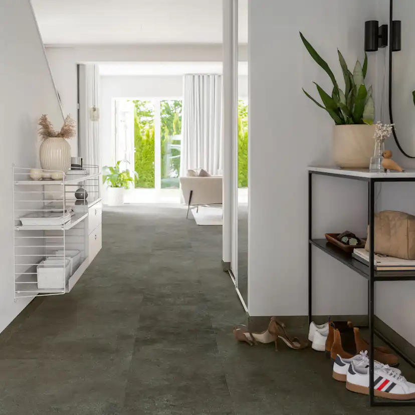 Vinylgulv Pergo Isefjord Pad Pro Dark Gritty Stone